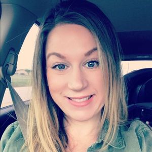 Meet your Posher, Gina